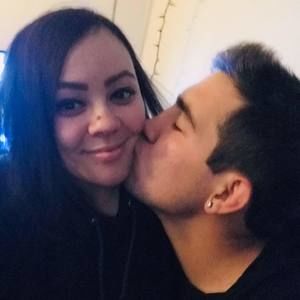 Meet your Posher, Claudia